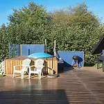 5 Person In Dannemare-by Traum * Dannemare